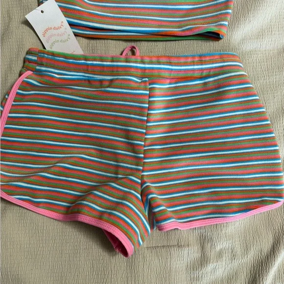 Dippin' Daisy's Multicolor Striped Set - Picture 6 of 11